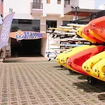 Life Resort às margens do lago